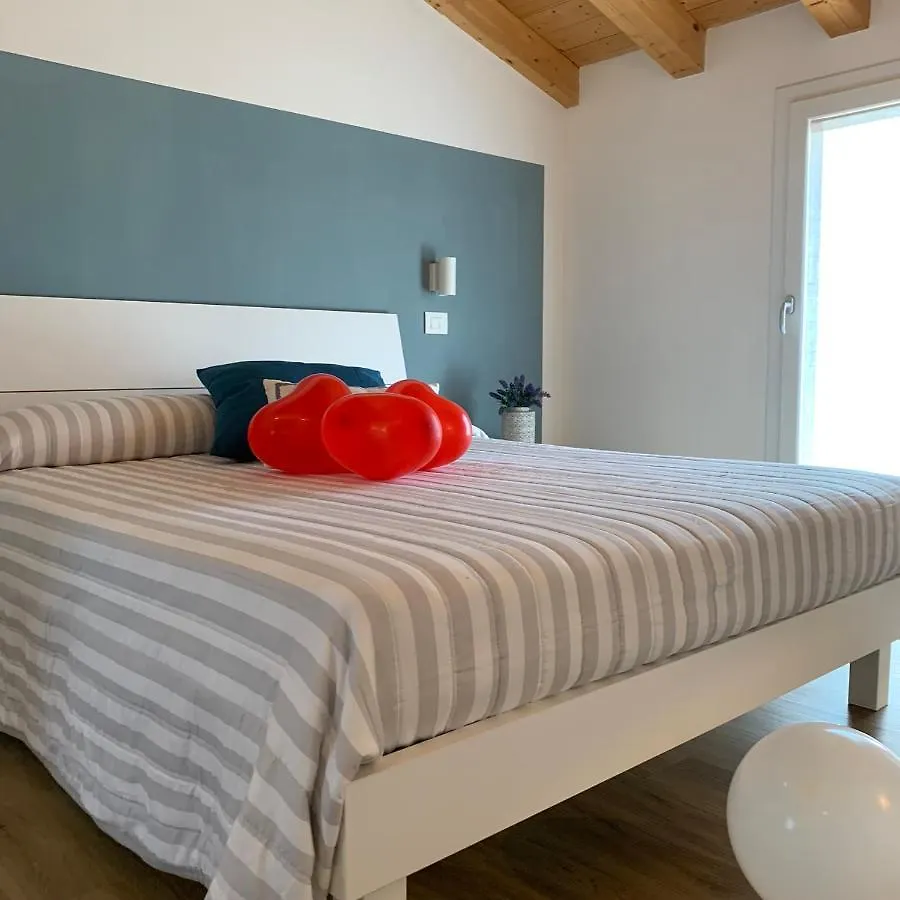 Bed & Breakfast Villavecchia Castegnero Italy